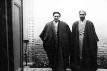 شهید حیدر و مرحوم حاج سید غلامحسین خسروی حسینی پدر خانم ایشان